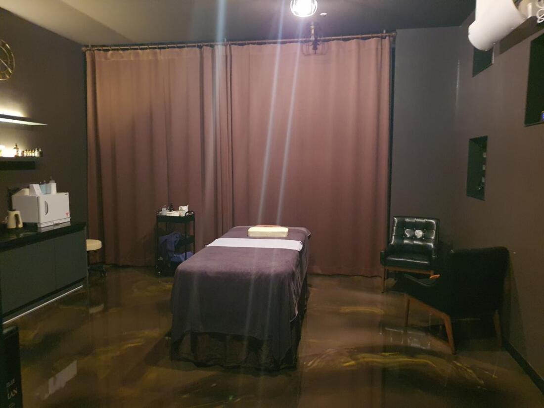 천안 릴렉스 테라피에서 관리사님 모십니다