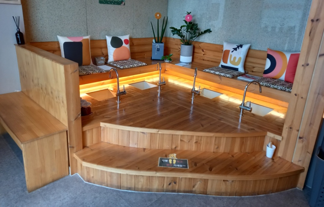 더풋샵 영등포코레일점 선생님 모집