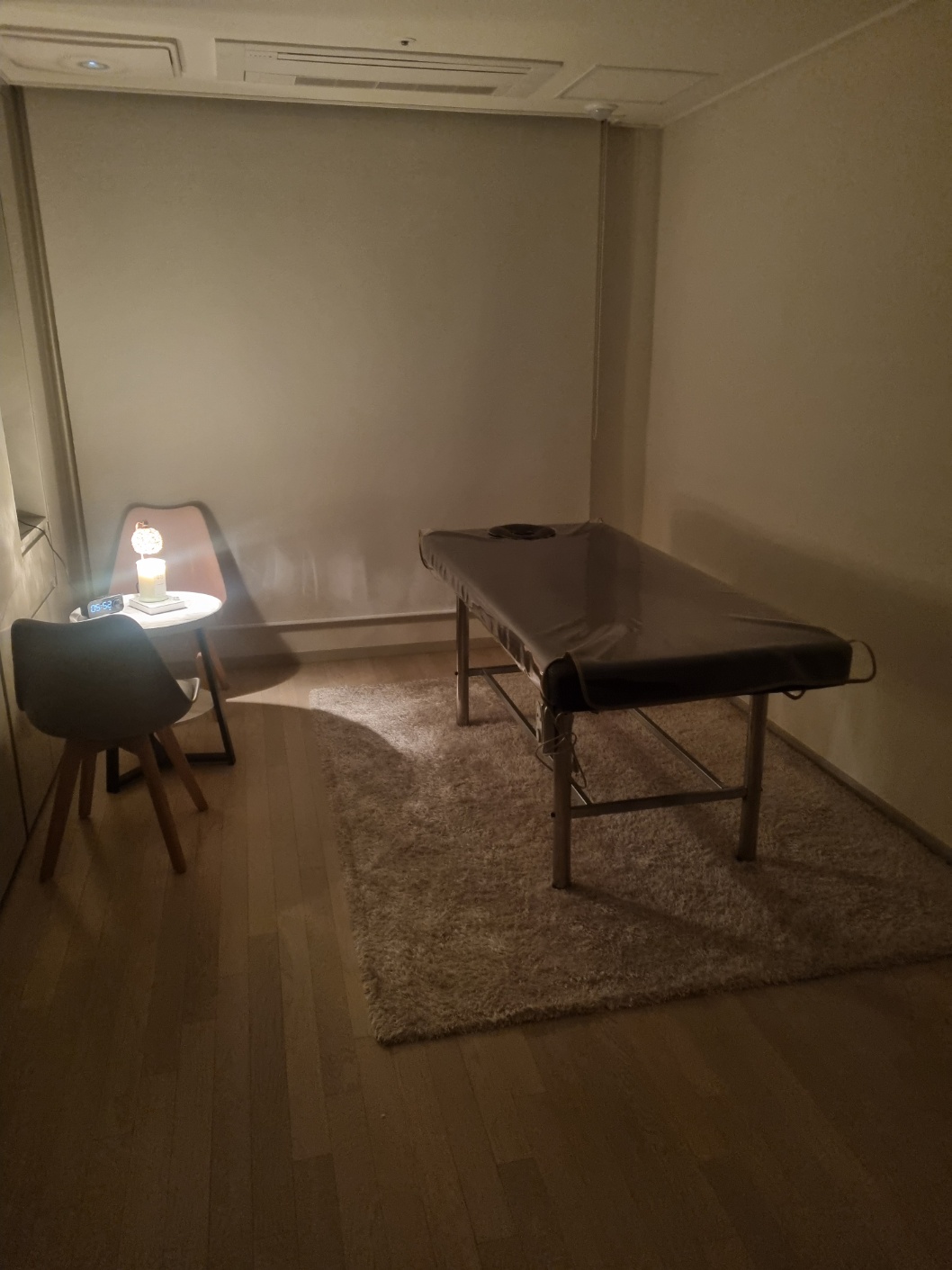 일산 라페스타 먹자거리/고페이,당일지급,초보교육환영/주야알바가능,경력우대,최고복지/24시문의