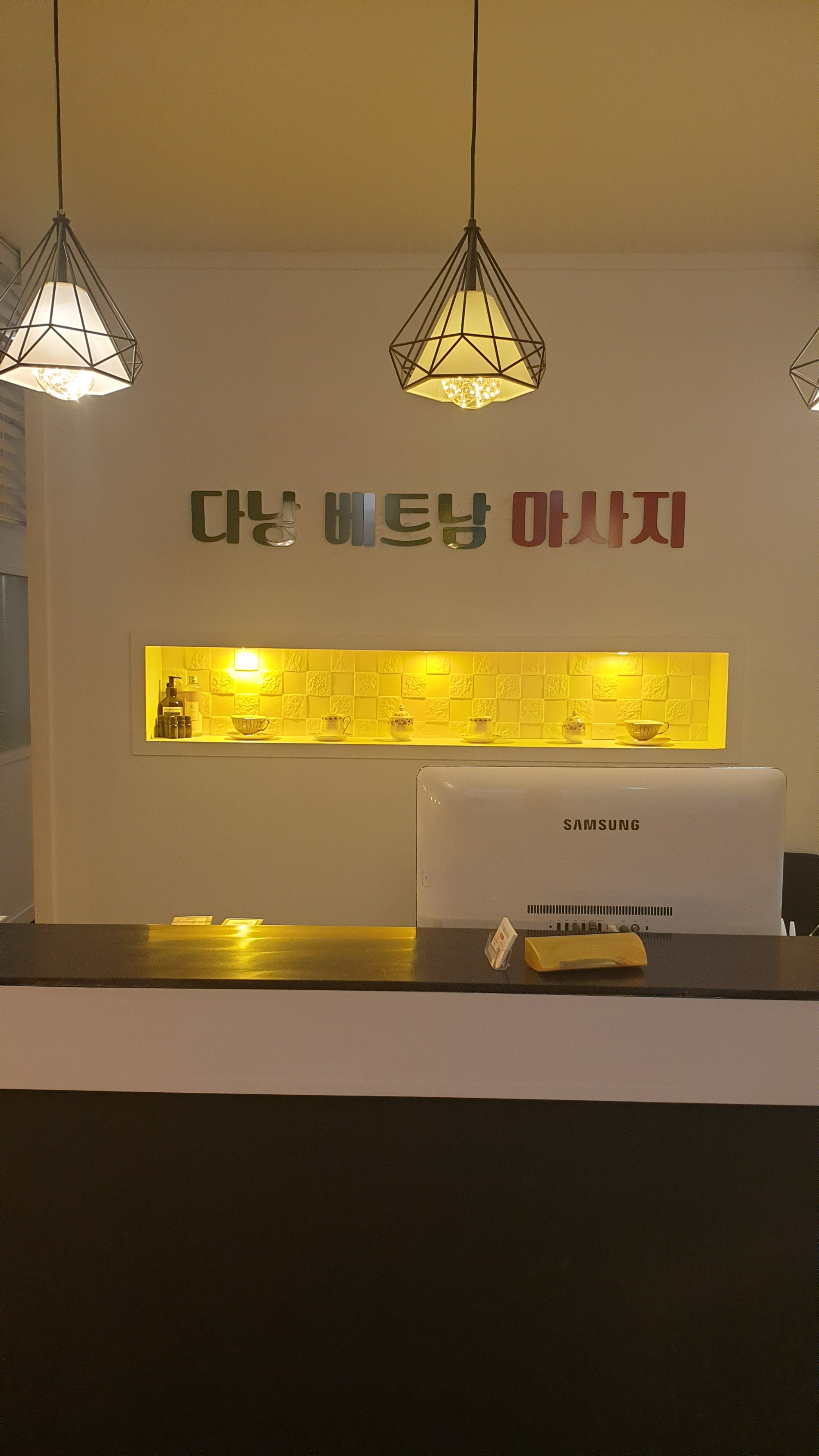 100% 건전마사지/평촌 다낭베트남 마사지에서 함께일 할 마사지사님 기다립니다!